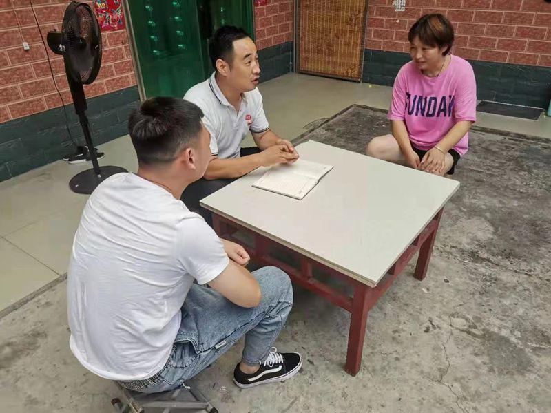 博農(nóng)乳業(yè)黨支部扎實(shí)開展“入戶訪民情、我來辦實(shí)事”活動(dòng)